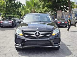 A picture of Mercedes Benz GLE 350