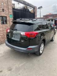 A picture of Rav42013xle 4plug Ac Engine Gear Accident free Low milage Lagos