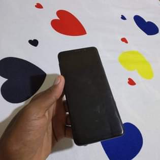 A picture of SAMSUNG S9