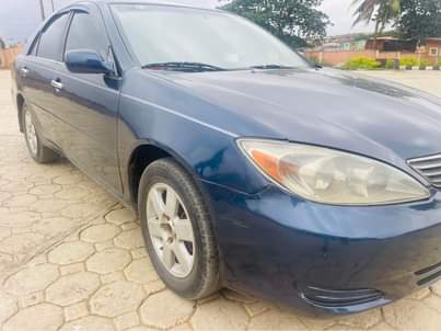 A picture of Toyota Camry 2004 08025508383