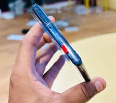 A picture of note 10