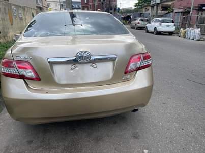A picture of Toyota Camry 2011