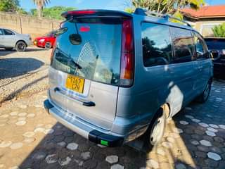 A picture of Noah SR40 mwanza M5 5call 0686108116