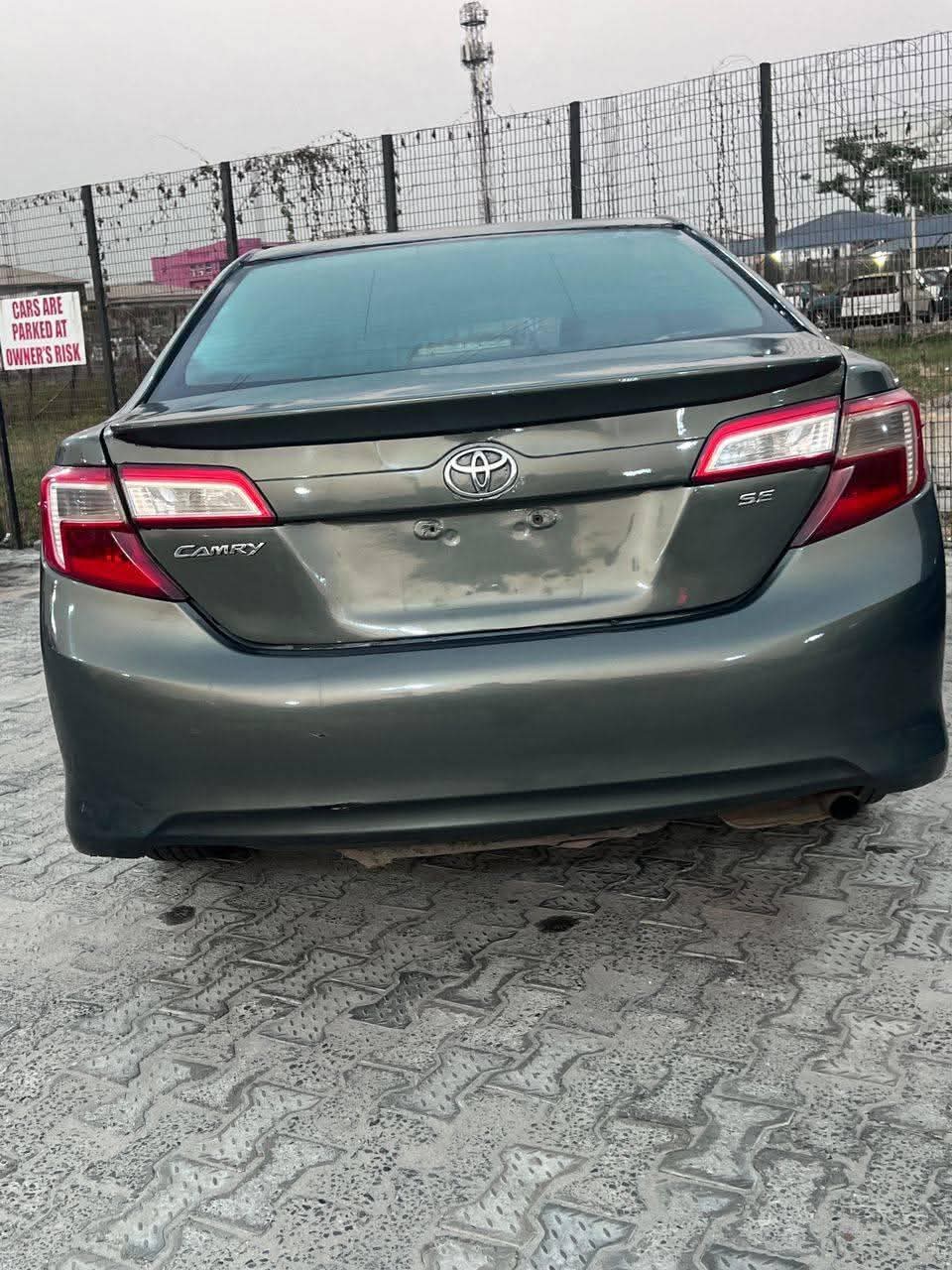 A picture of Toyota Camry 013