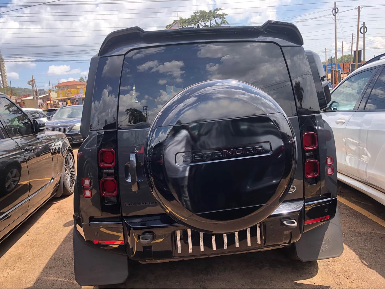 A picture of TOP RIDz Ug 4detailz call watsup 256782126680