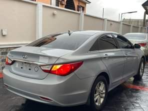 A picture of This is astonishing clean Hyundai sonata 2012 model registered but