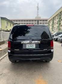 A picture of Honda Pilot 2013