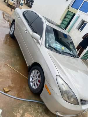 A picture of Es 330 for sale