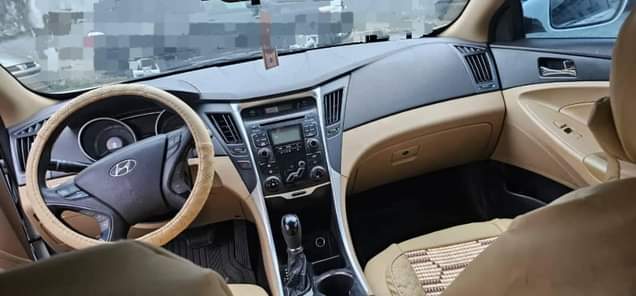 A picture of BELGIUM GRADE DON T DULL EXTREMELY SHARP 2012 HYUNDAI SONATA