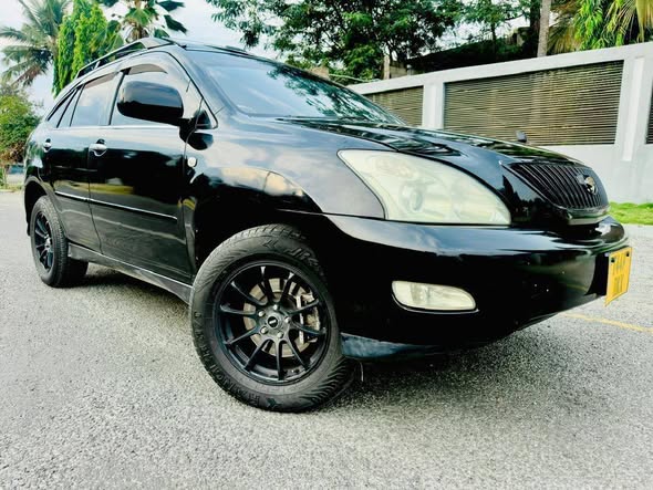 A picture of TOYOTA HARRIER NEW INAUNZWA ML16 800 000 ENGINE SAFI GEAR