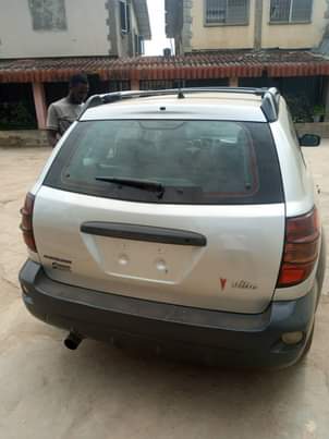 A picture of URGENT BUYERS 09030318568 CLEAN Toks Pontiac vibe Year 2003 Model