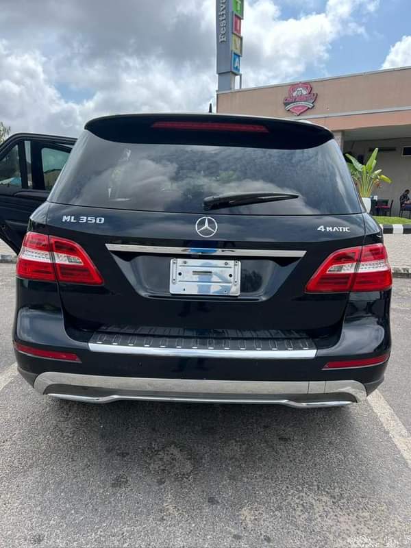 A picture of Super clean tokumbo 013 ml350 super clean accident free everything