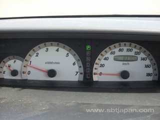 A picture of 2003 TOYOTA NOAH