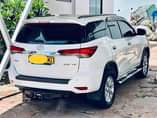 A picture of Toyota fortuner Price 13OMillion Engine 1GRH Petrol 3000cc 2017year Low
