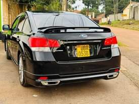 A picture of SUBARU LEGACY 2010