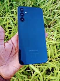 A picture of Samsung Galaxy a24 mpyaaa mnooo gb128ram6 wah