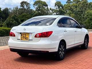 A picture of 2011 NISSAN BLUEBIRD SYLPHY