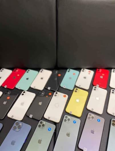 A picture of I PHONE NA PUNGUZO LA AJABU