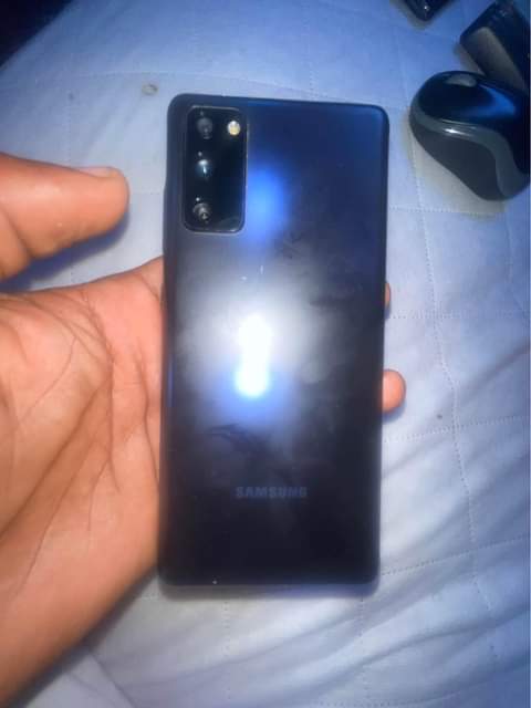 samsung s21