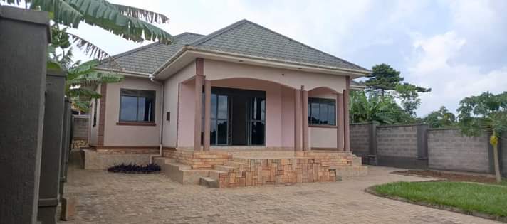 A picture of HOUSE ON