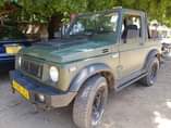A picture of Suzuki samurai