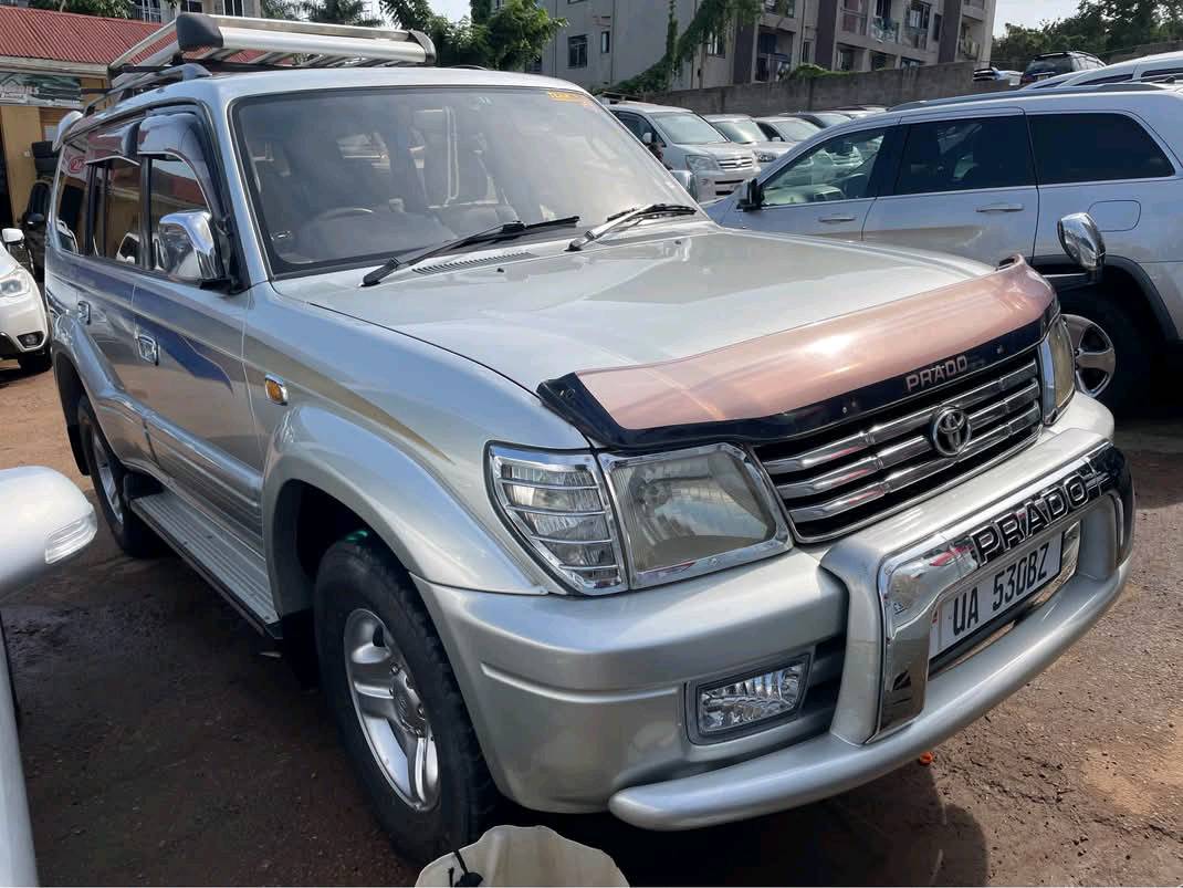 A picture of Prado TX 1998 2.7cc petrol 3RZ engine 35M