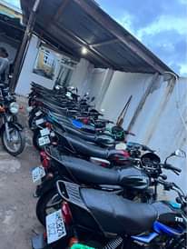 A picture of Nauza piki piki