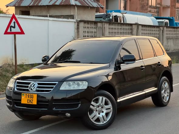 A picture of Volkswagen touareg