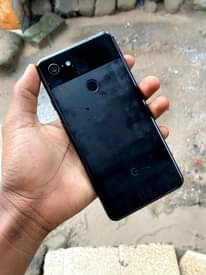 A picture of Google pixel 3XL
