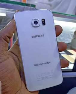 A picture of Samsung S6 edge