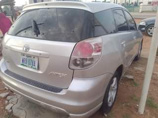 A picture of Toyota Matrix 05 With ac chilling