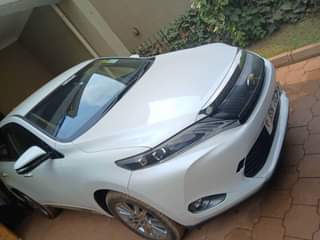 A picture of Toyota harrier 60m