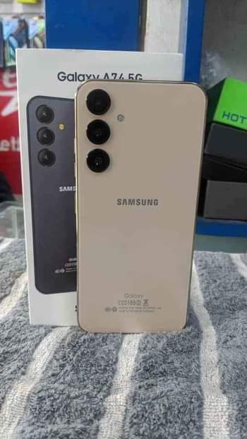 A picture of SAMSUNG A74 OFFA STORAGE 256gb RAM 16gb Battery 6000mAh Network