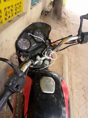 A picture of Boxer x BM125 Bado umeme bado mpya haija maliza mwaka