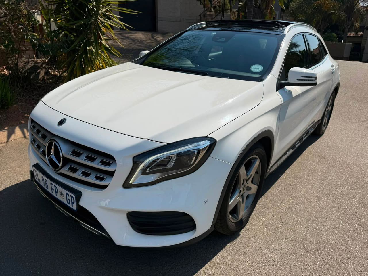 mercedes benz gla