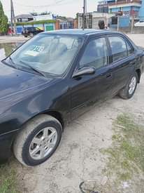 A picture of Corolla 2001 2