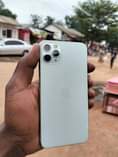 A picture of iPhone 11 promax