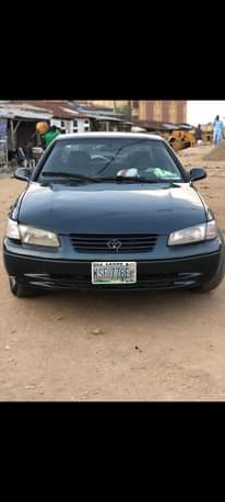 A picture of Toyota Camry tiny light