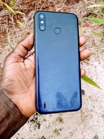 A picture of Infinix smart4 kipengele camera ya nyuma vumb gb16 ram2 net4g