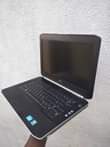A picture of NAUZA laptop dell Coi 5