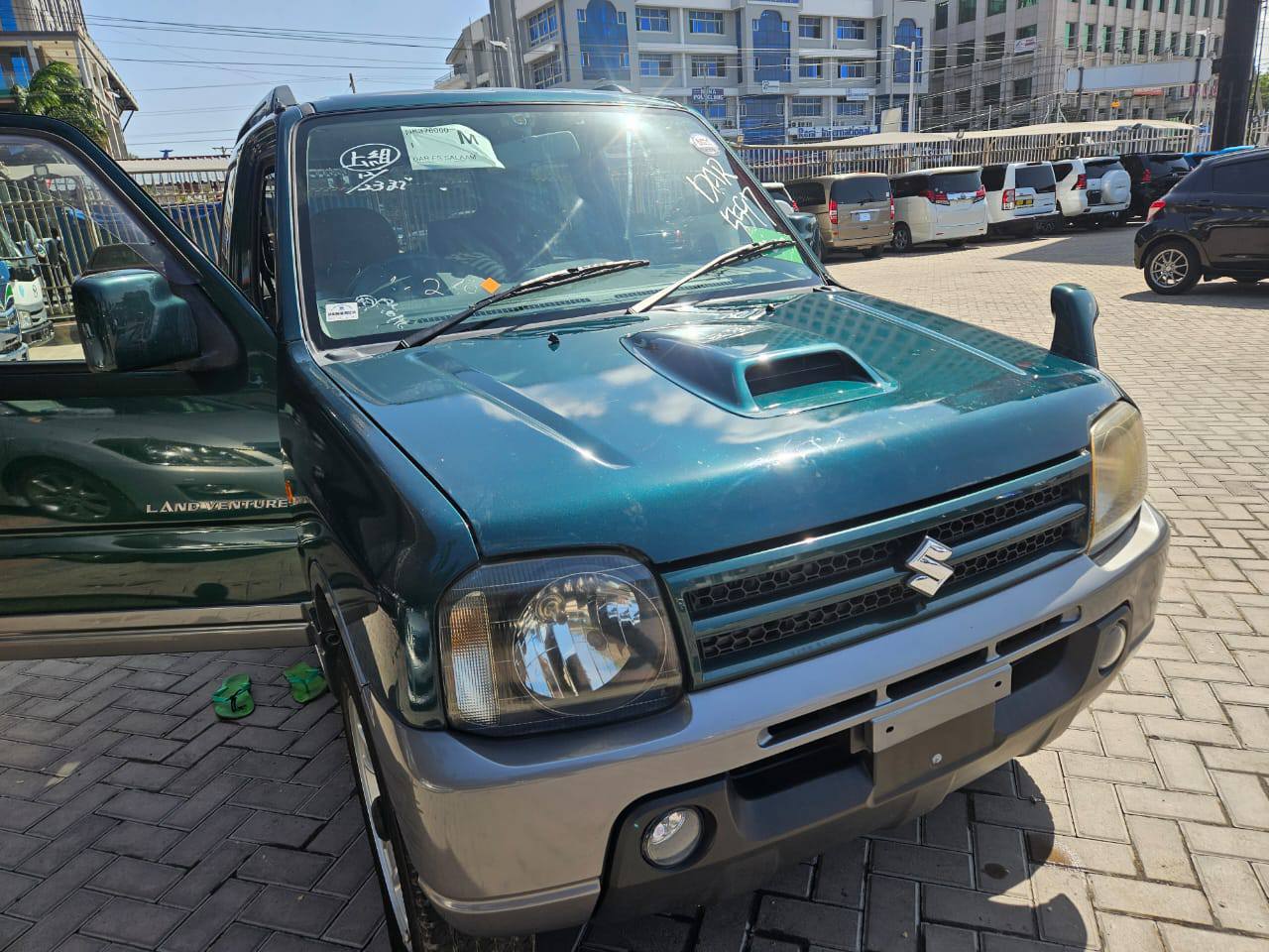 A picture of Suzuki Jimny 2006