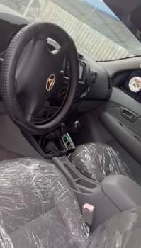 A picture of Less than 8 months used Toyota hilux 2014 model available