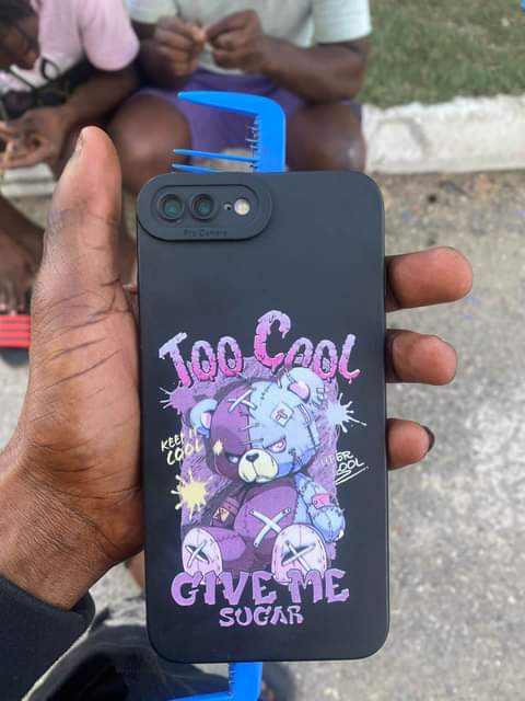 Jamaica �.