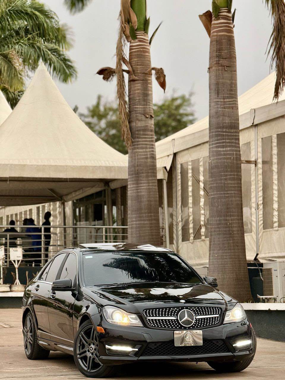 A picture of MERCEDES BENZ C300 2008