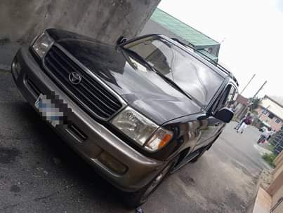 A picture of TOYOTA LAND CRUISER 2005