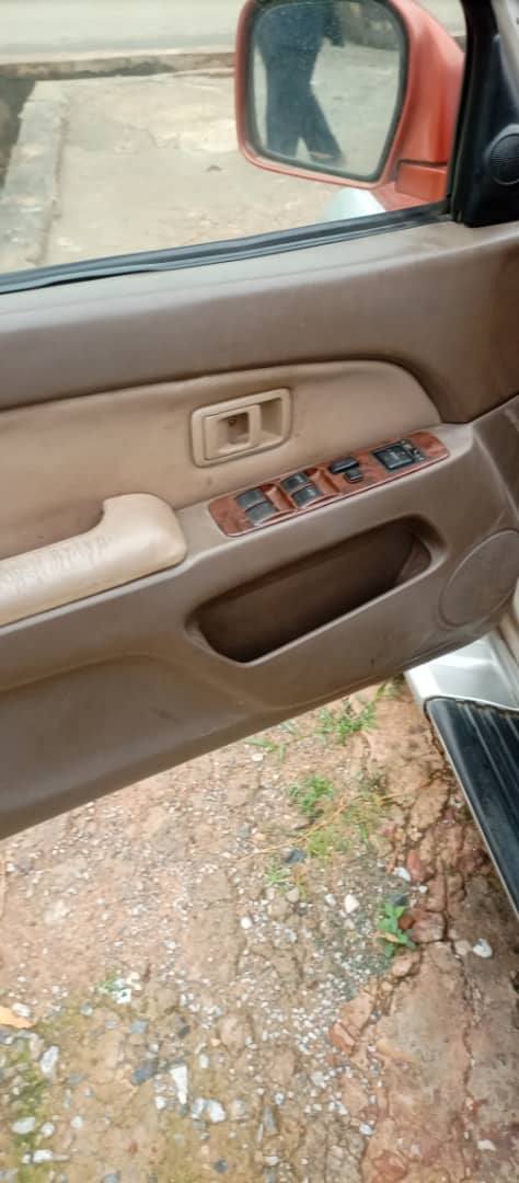 A picture of Toyota 4Runner jeep 2002 model First body Awka Anambra State