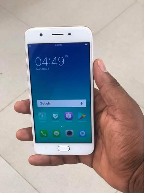 A picture of Oppo A57 Ram 4Gb Rom 64Gb