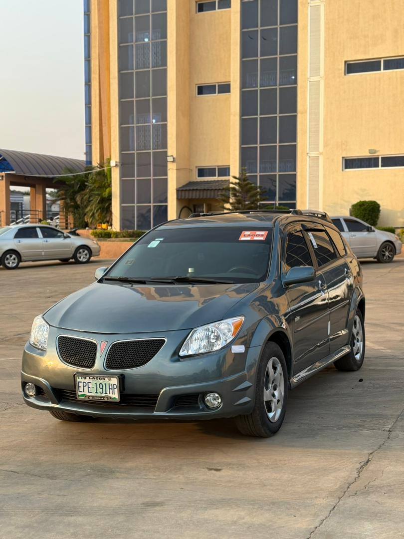 A picture of Pontiac vibe 2007