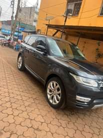 A picture of Range Rover sport diesel 85m