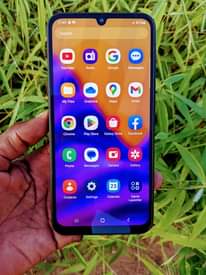 A picture of Samsung Galaxy a24 mpyaaa mnooo gb128ram6 wah